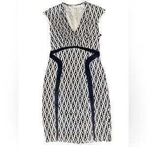 Kay Unger Black & White Dress. Perfect for day or night, work or casual. Size 6